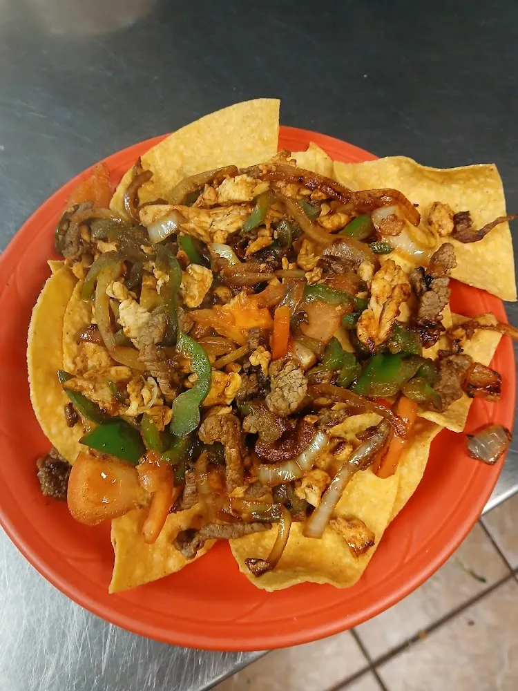 1 2 Nchos Fajitas Chicken